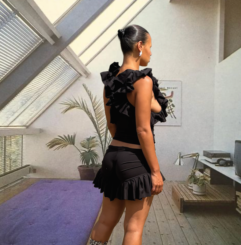 NO POLKADOT FRILL SHORT